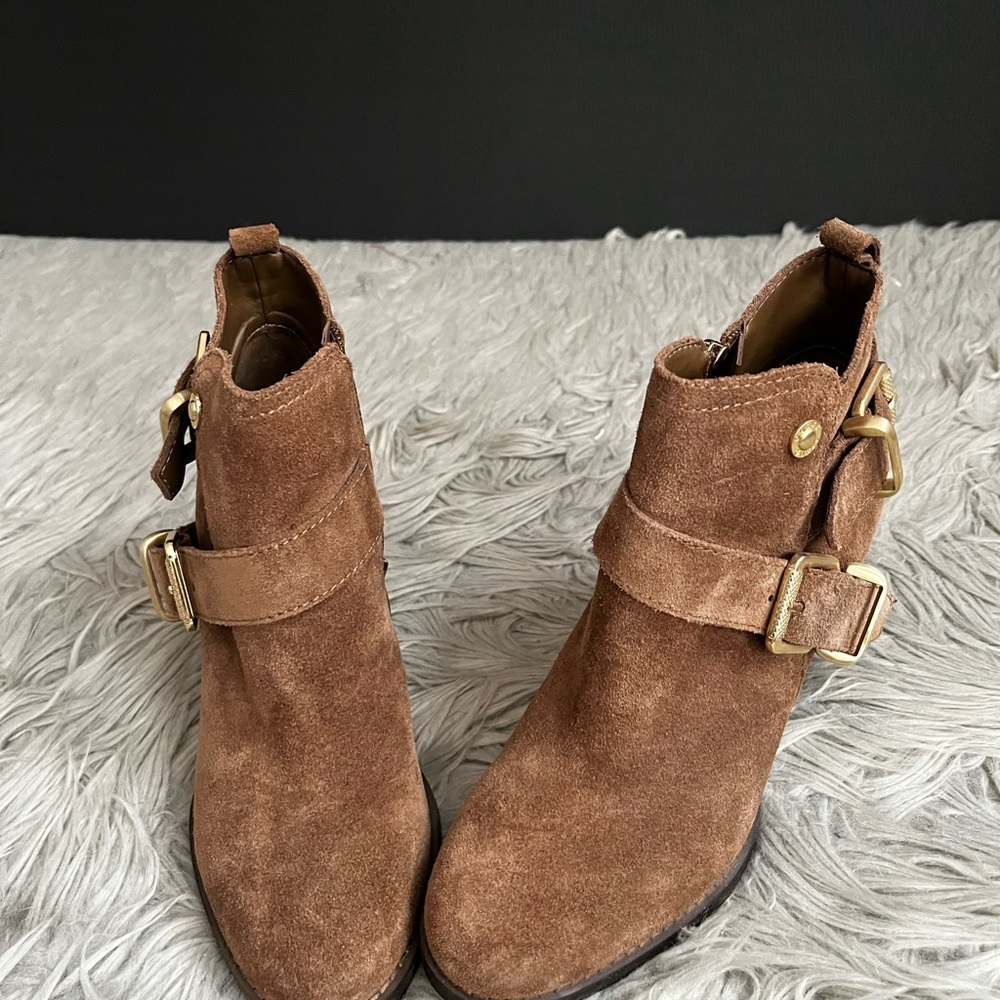 Guess booties